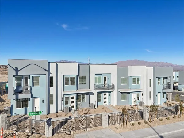 $2,770 | 10520 Prospering Valley Way, Las Vegas, NV 89166