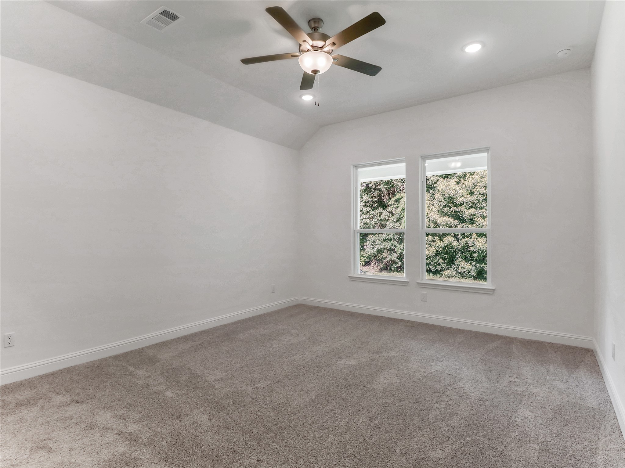 612 Evans Street Angleton, TX 77515 - Photo 15 of 33