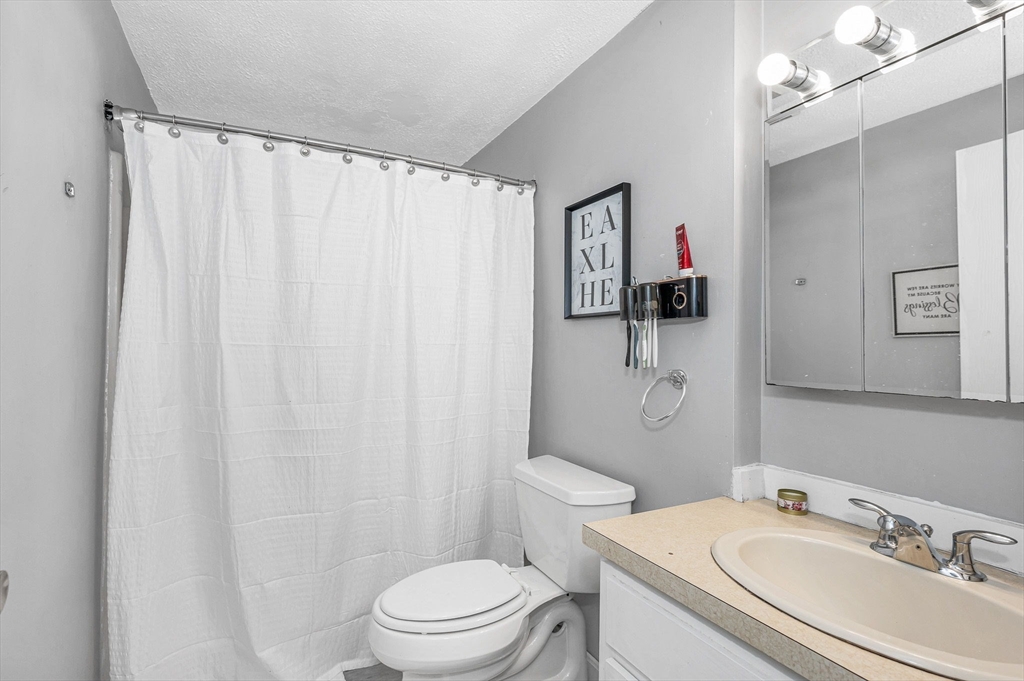 175 Willard Street, Unit 9 Lowell, MA 01850 - Photo 11 of 20