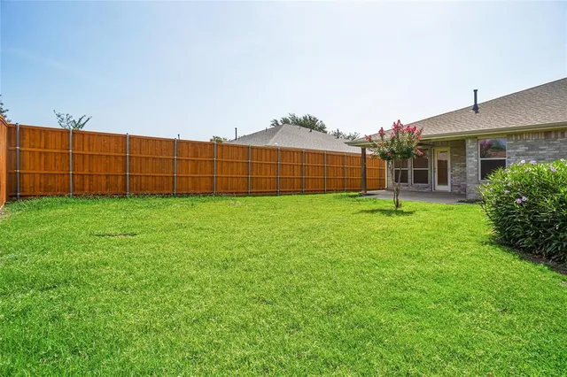 $2,600 | 9907 Divine Court, Frisco, TX 75033