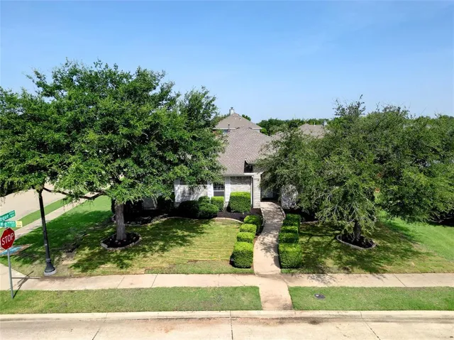 $2,600 | 9907 Divine Court, Frisco, TX 75033