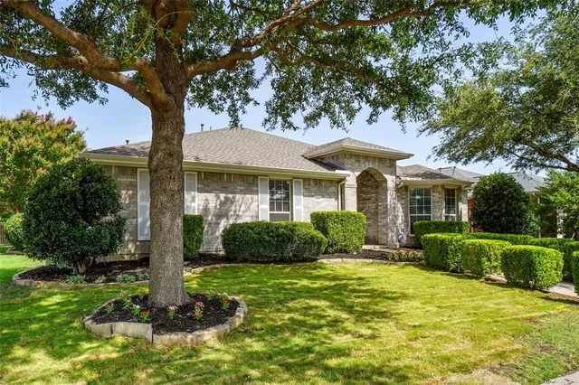 $2,600 | 9907 Divine Court, Frisco, TX 75033