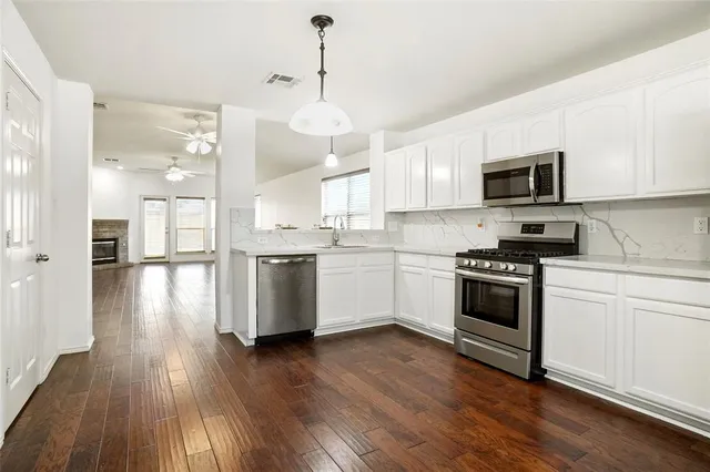 $2,600 | 9907 Divine Court, Frisco, TX 75033