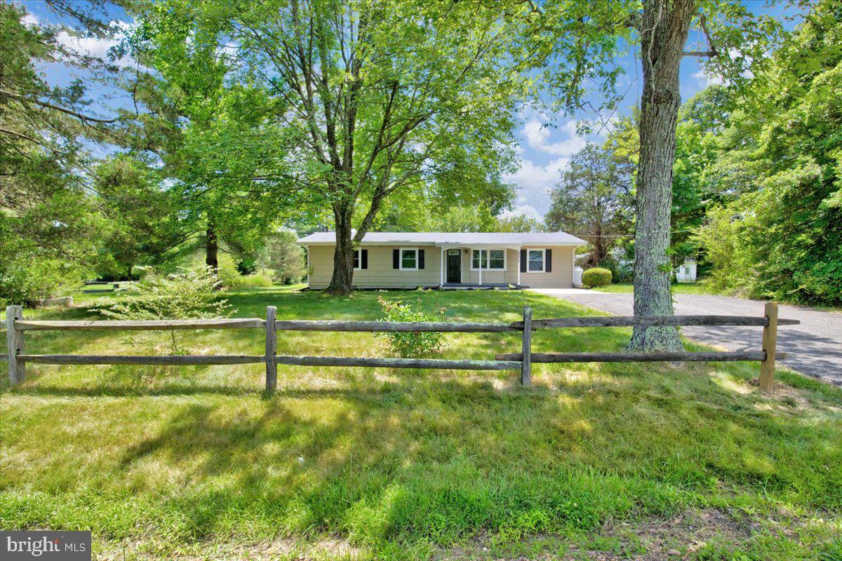 4475 Padgett Road White Plains, MD 20695 - Photo 2 of 35 Gallery Image 2