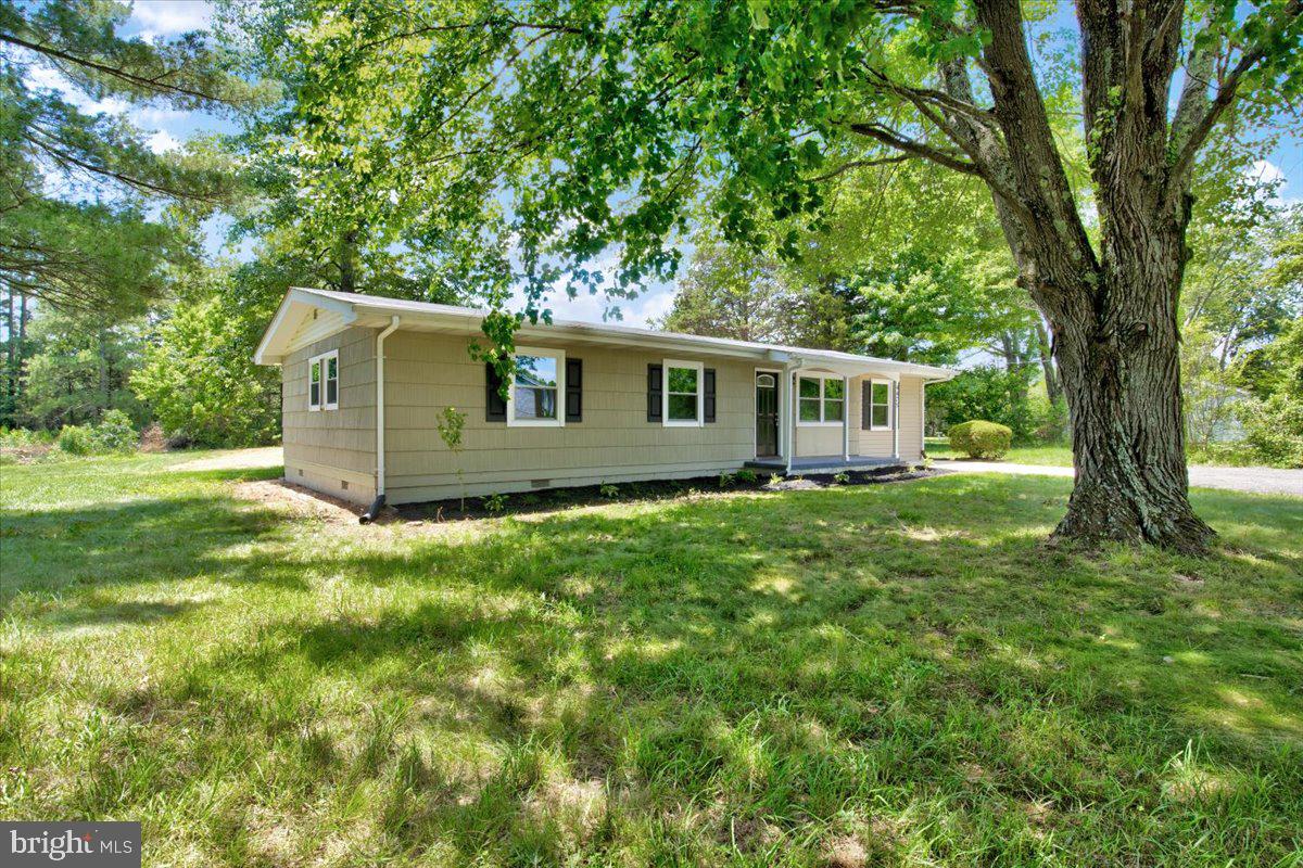 4475 Padgett Road White Plains, MD 20695 - Photo 3 of 35 Gallery Image 3
