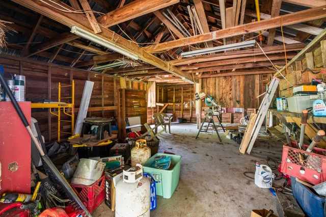 $397,000 | 2446 Highway 116 Loop, Livingston, TX 77351