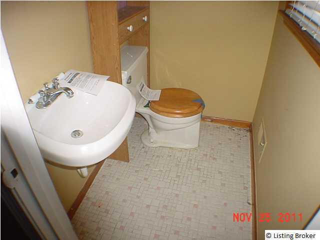 6315 Fernview Road Louisville, KY 40291 - Photo 5 of 11 Additional Photo