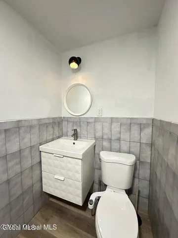 $1,400 | 40 River Street, Unit 3, Troy, NY 12180