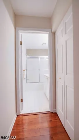 $279,000 | 402 Hunt Drive, Milford, NJ 08848