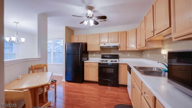 $279,000 | 402 Hunt Drive, Milford, NJ 08848