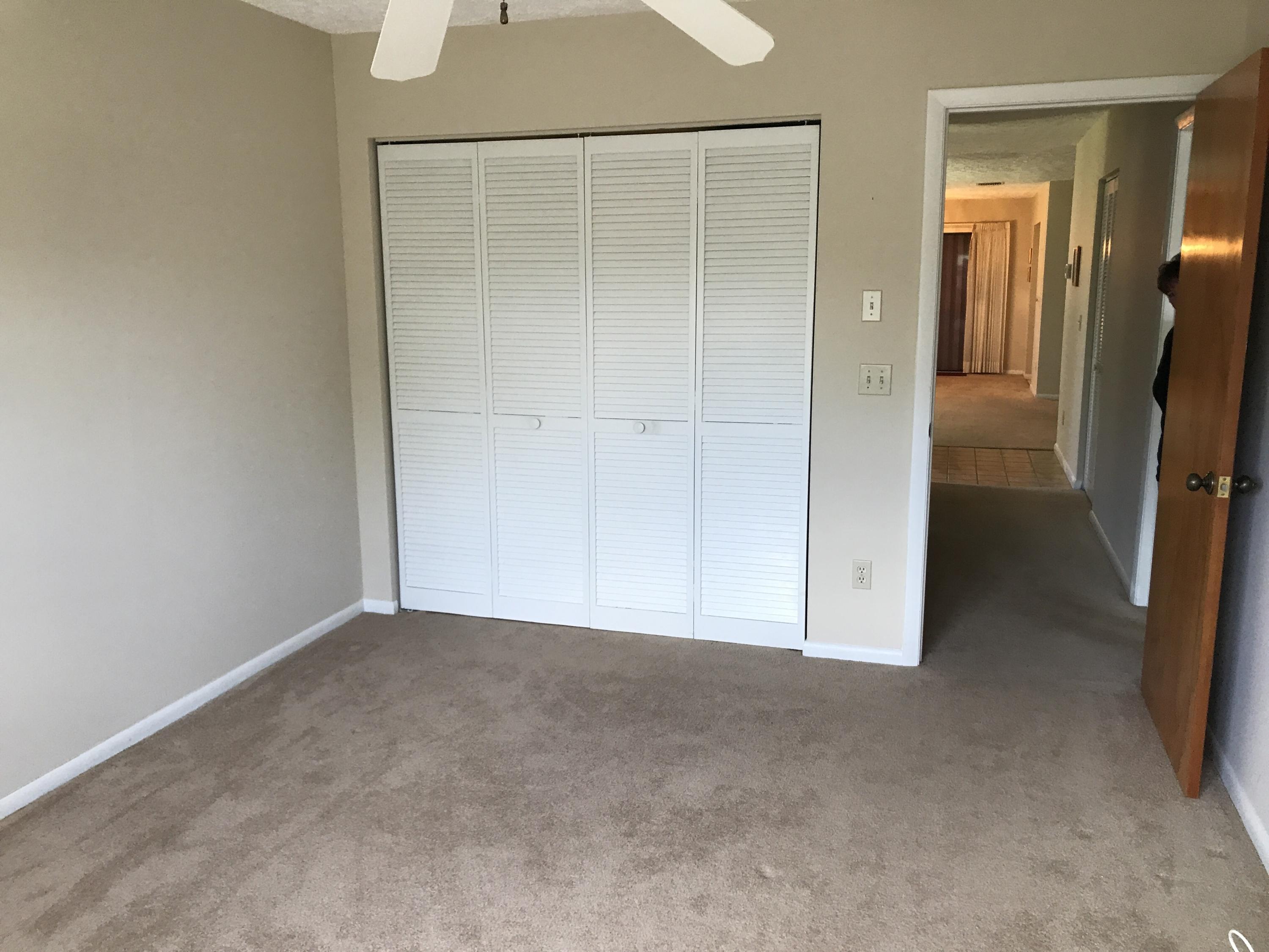 2060 Colonial Road, Unit 6 Fort Pierce, FL 34950 - Photo 15 of 23 Guest Bedroom (1)