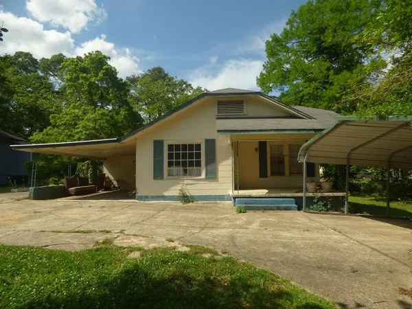 $70,000 | 710 Beech Street, McComb, MS 39648