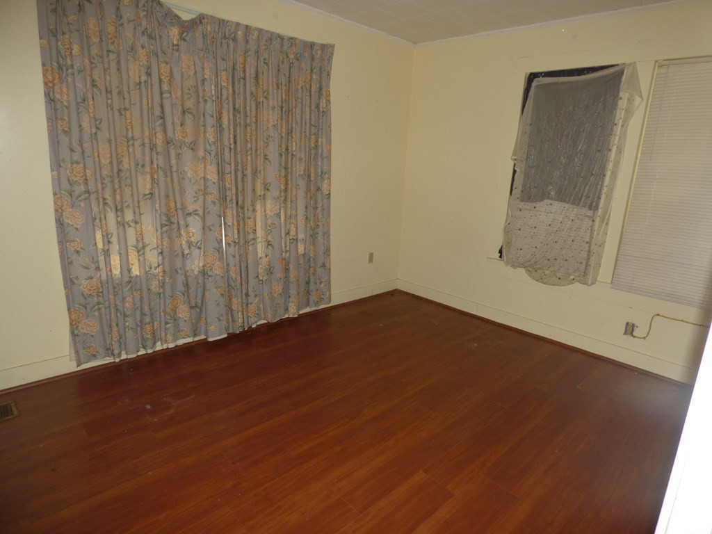 710 Beech Street McComb, MS 39648 - Photo 4 of 22 Photo 4