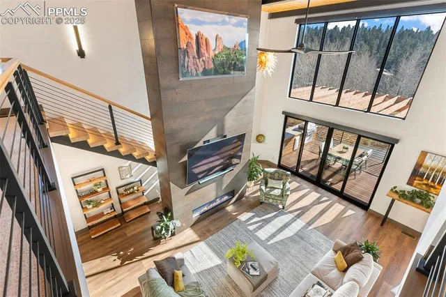 a view of an outdoor space with seating area