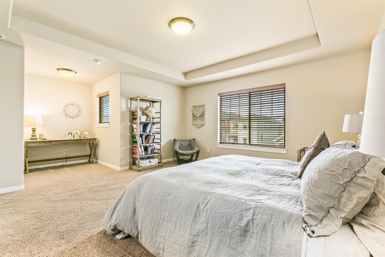 20767 Smoke Stack Lane Bend, OR 97701 - Photo 13 of 24 Master bedroom
