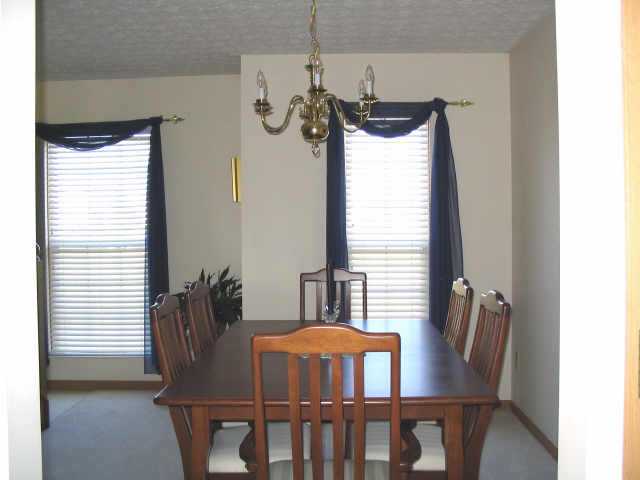7880 Pinehill Road Lewis Center, OH 43035 - Photo 3 of 8 Gallery Image 3