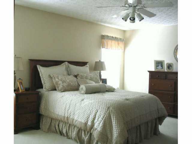 7880 Pinehill Road Lewis Center, OH 43035 - Photo 6 of 8 Gallery Image 6