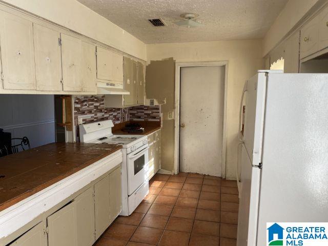4137 Strathmore Drive Montgomery, AL 36116 - Photo 6 of 17