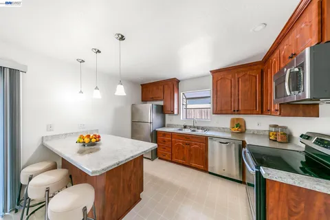 $639,000 | 2049 Rosedale Drive, San Pablo, CA 94806