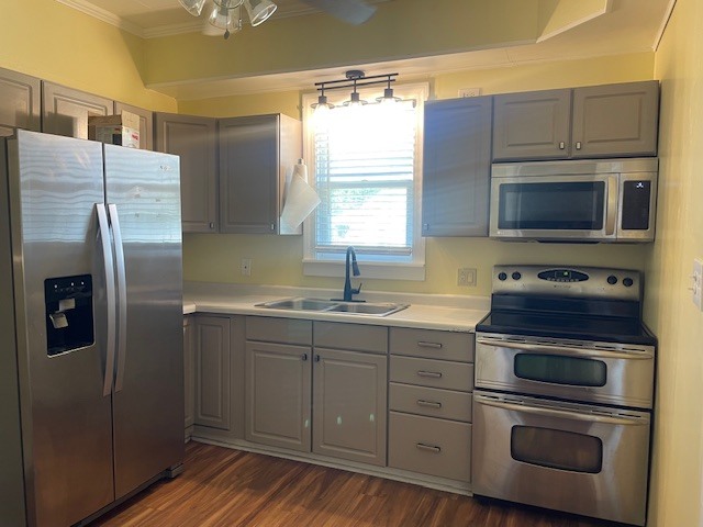 214 North 3rd Street Clinton, IA 52732 - Photo 5 of 7