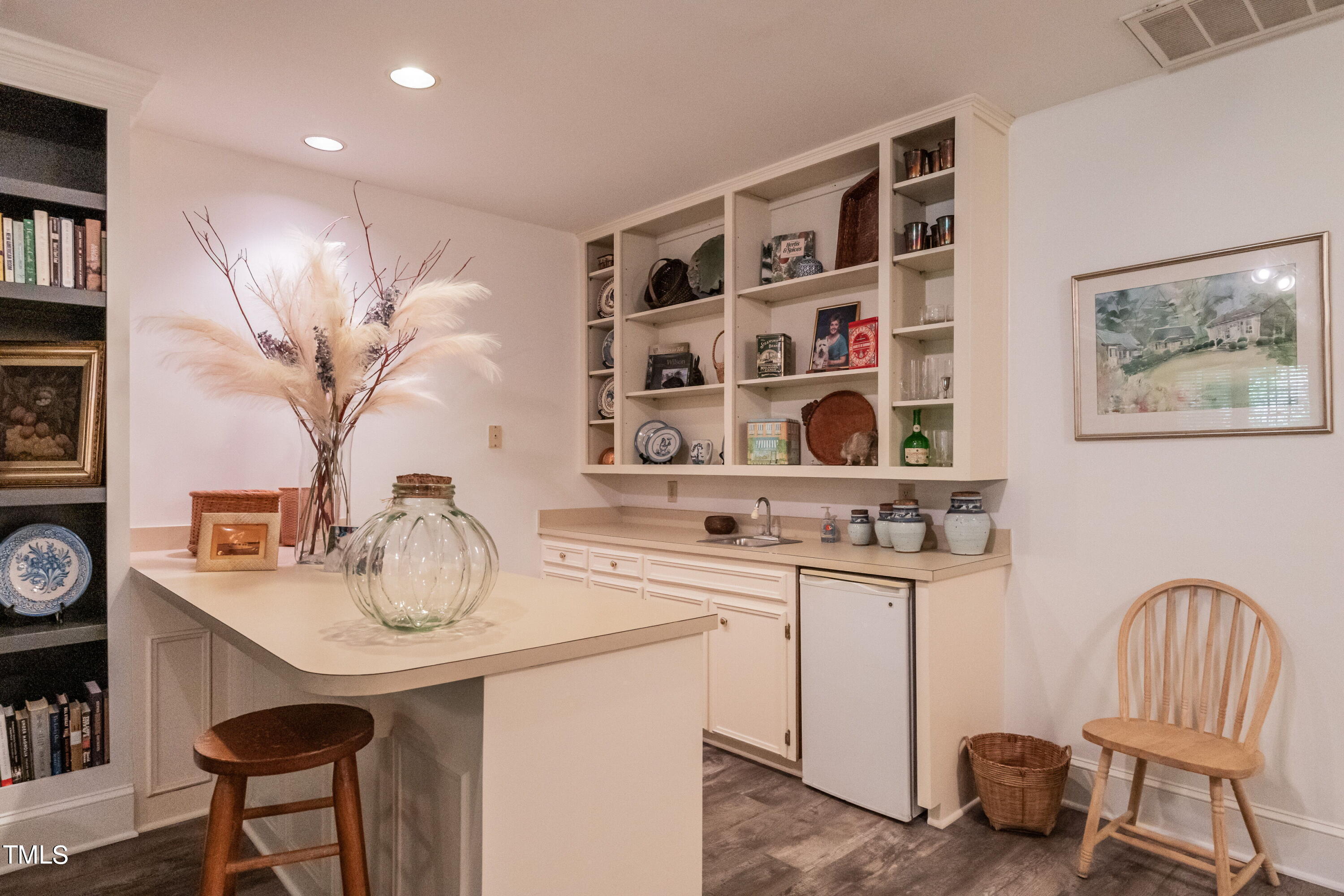 3341 Ridgecrest Court Raleigh, NC 27607 - Photo 21 of 26 20 lower level kitchen