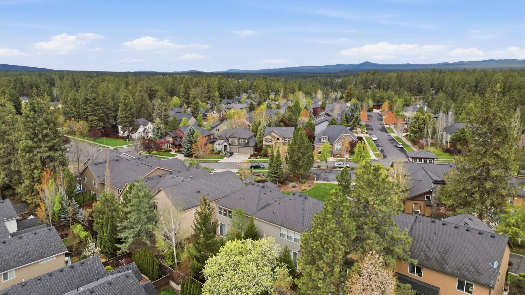 61156 Foxglove Loop Bend, OR 97702 - Photo 42 of 44 61156 Foxglove Loop