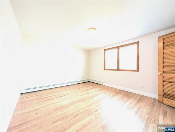$2,300 | 762 Cleveland Avenue, Unit 2, Harrison, NJ 07029
