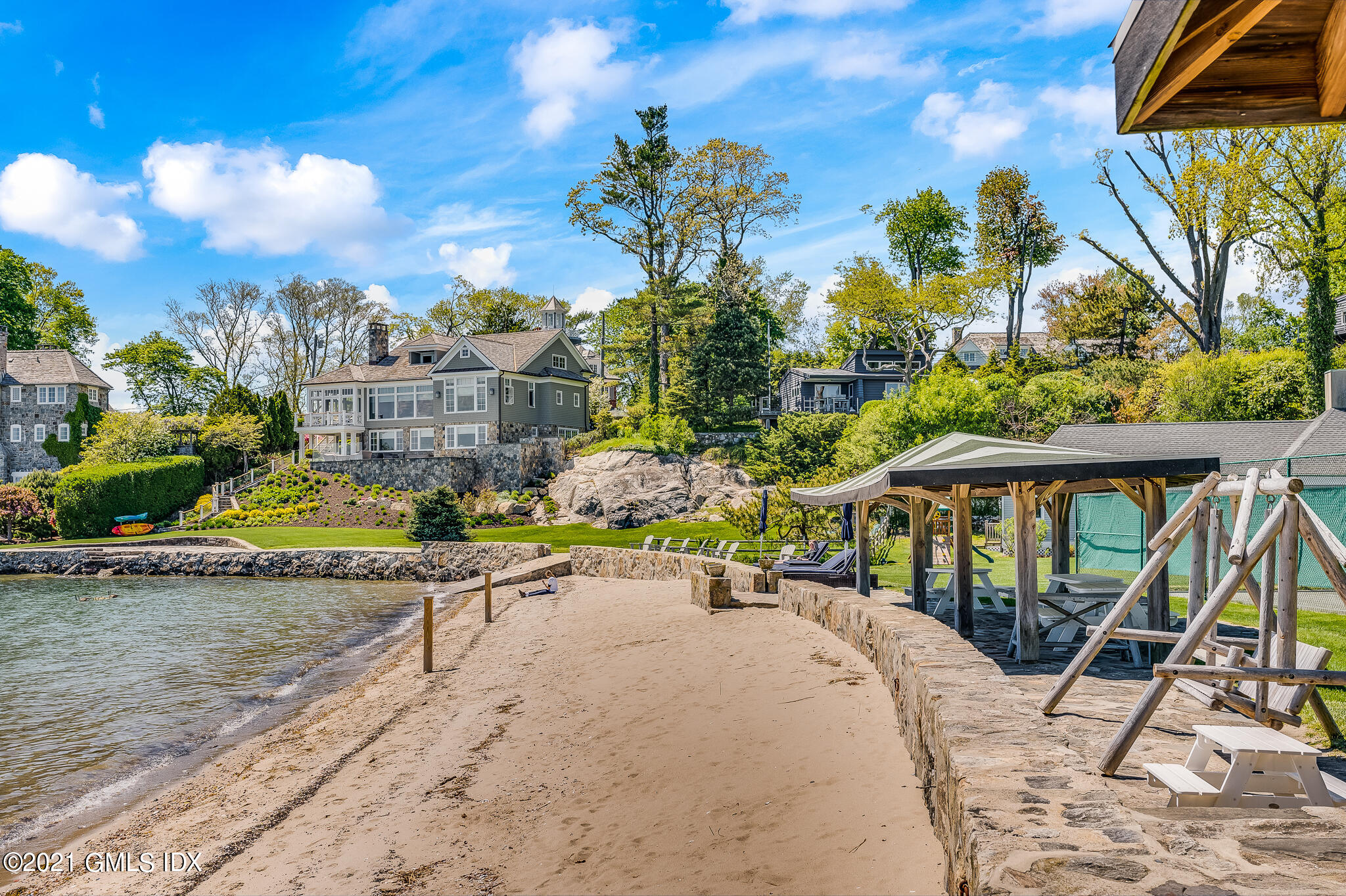 12 Valley Road Norwalk, CT 06854 - Photo 18 of 20 a park view with a table and chairs