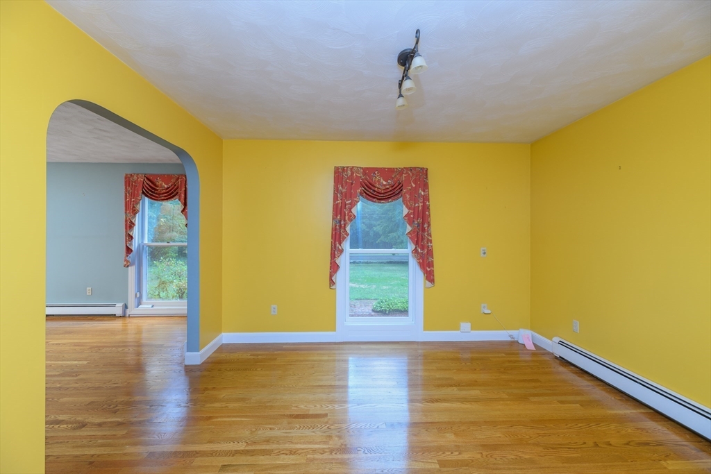 106 Newell Road Holden, MA 01520 - Photo 12 of 41