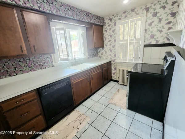 $319,000 | 1420 College Avenue, Dunmore, PA 18509