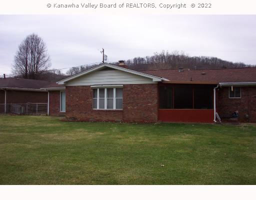 157 Shawnee Winfield, WV 25213 - Photo 7 of 8 Exterior Front.