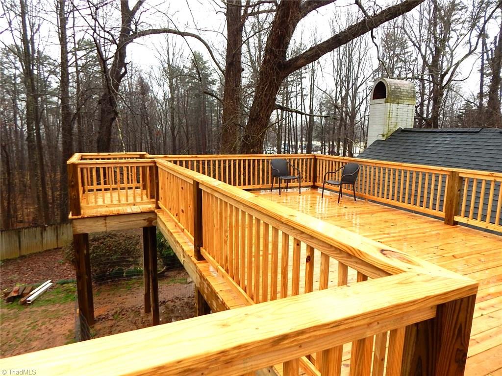 114 Hawthorne Road Elkin, NC 28621 - Photo 21 of 25 Gallery Image 21