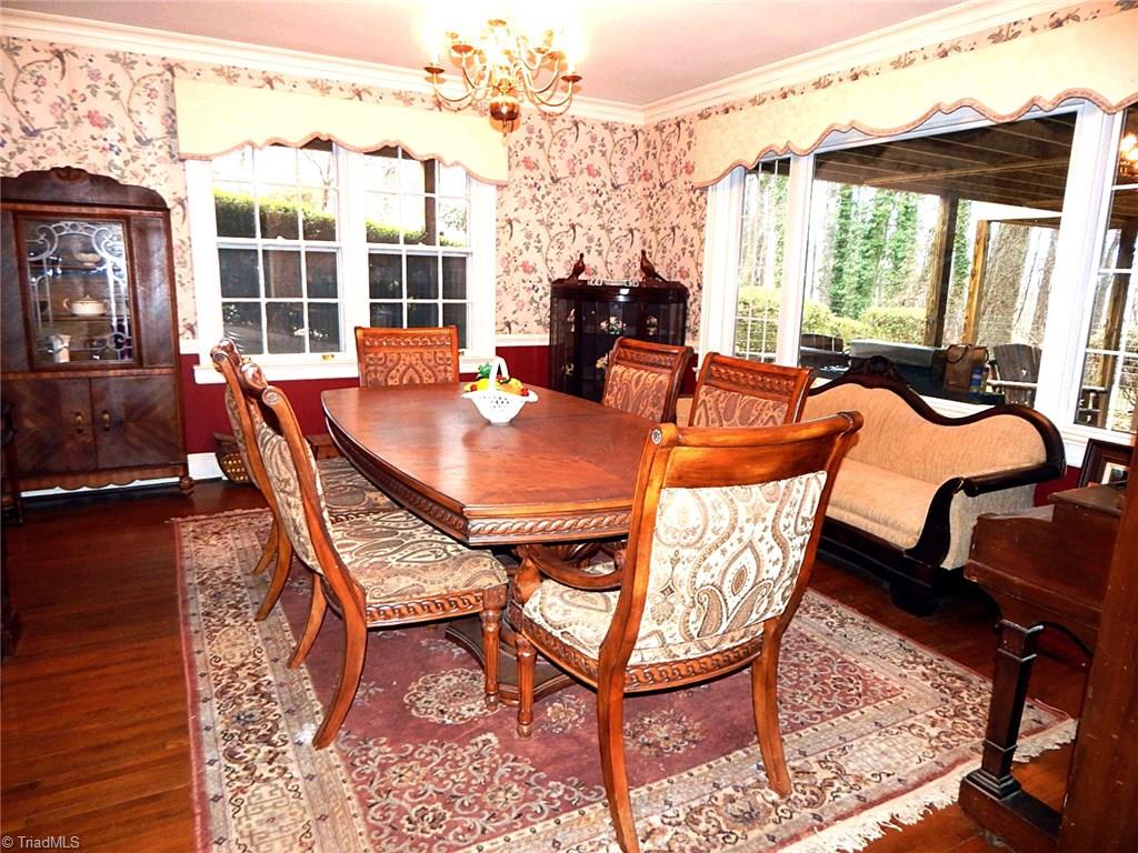 114 Hawthorne Road Elkin, NC 28621 - Photo 8 of 25 Gallery Image 8