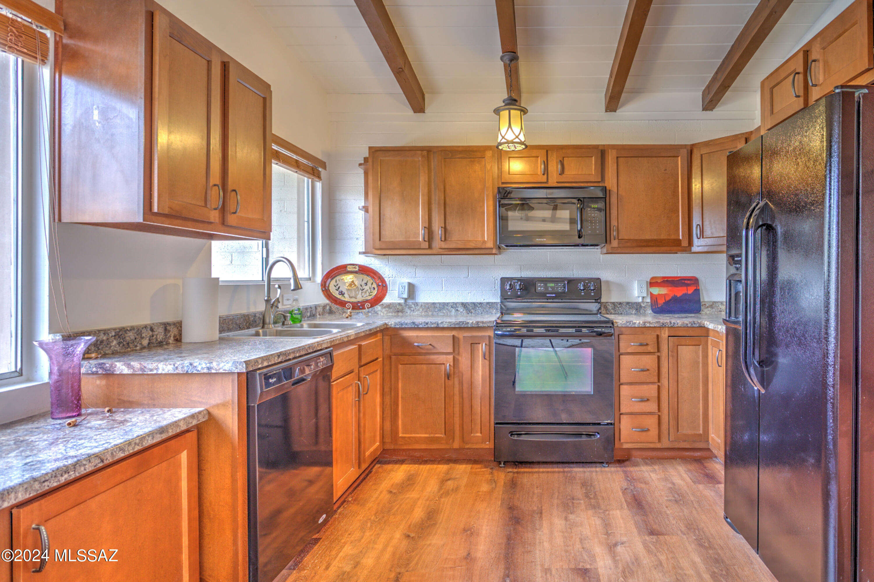 5901 North Oracle Road, Unit 23 Tucson, AZ 85704 - Photo 1 of 21 Gallery Image 1
