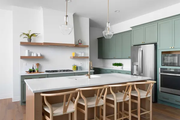 $611,276 | 1220 West Lakeway Court, Andover, KS 67002