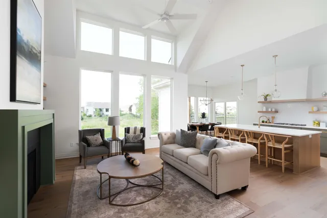 $611,276 | 1220 West Lakeway Court, Andover, KS 67002