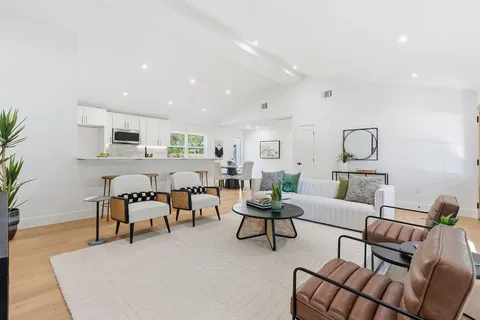 $715,000 | 8414 Briarwood Lane, Austin, TX 78757