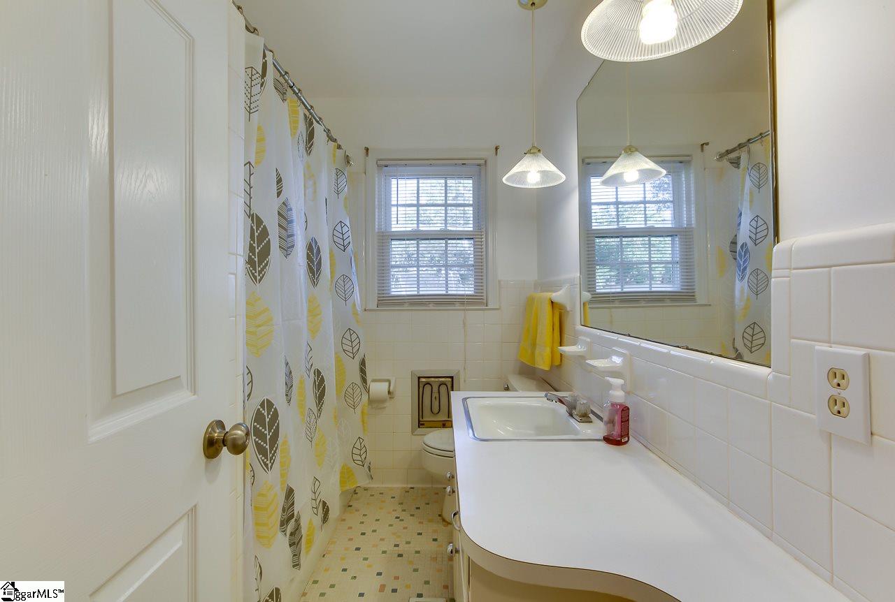 401 Singleton Road Anderson, SC 29625 - Photo 20 of 26