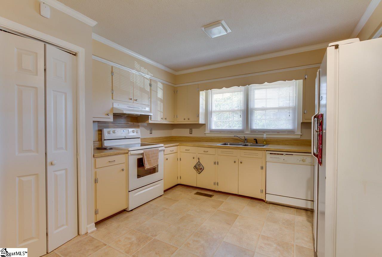 401 Singleton Road Anderson, SC 29625 - Photo 10 of 26