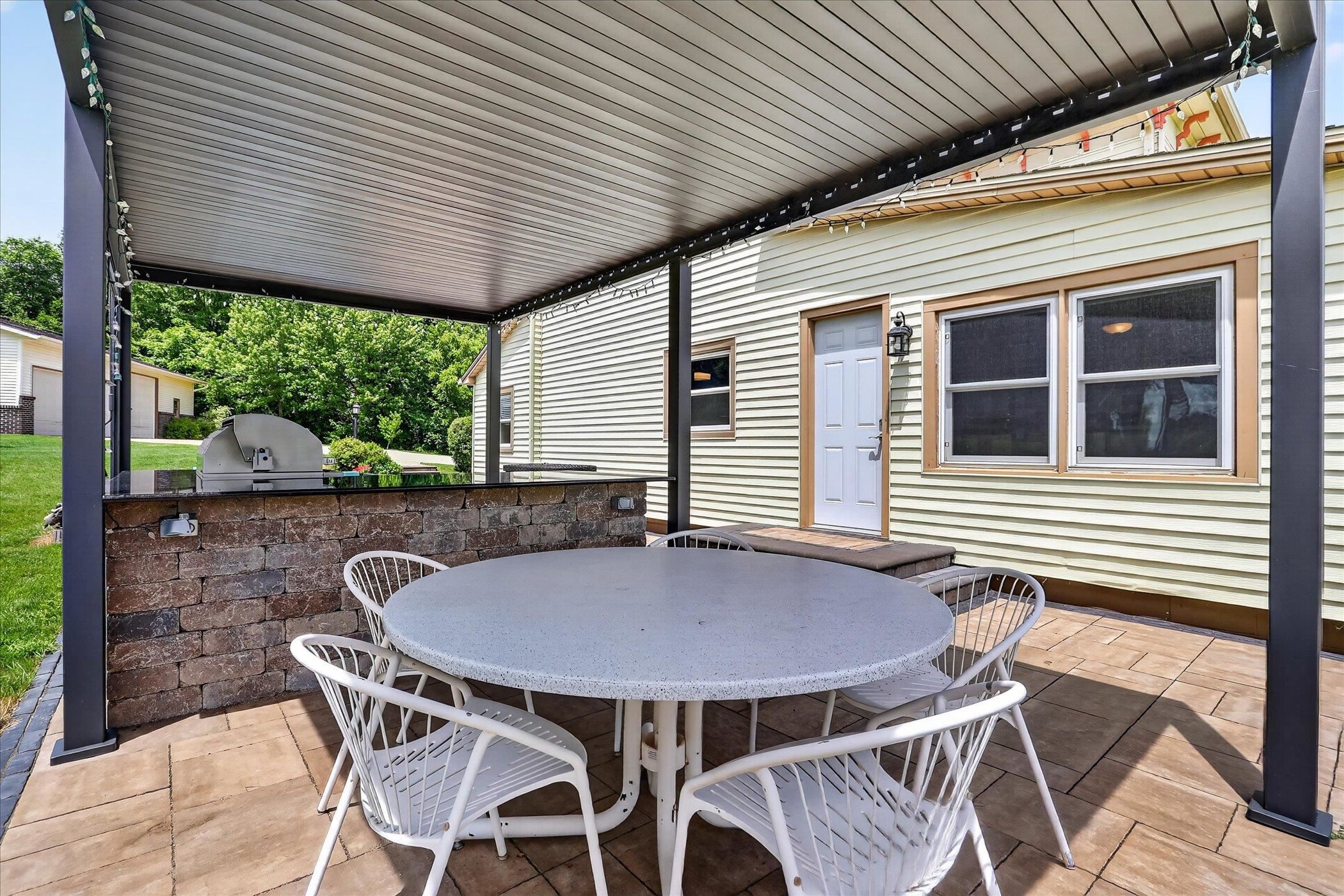 2458 South Madison Road Beloit, WI 53511 - Photo 39 of 51