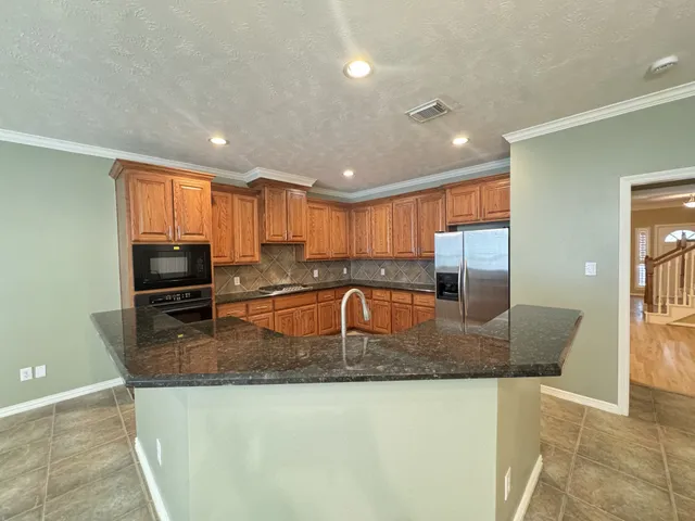 $2,995 | 3809 Brinkman Street, Houston, TX 77018