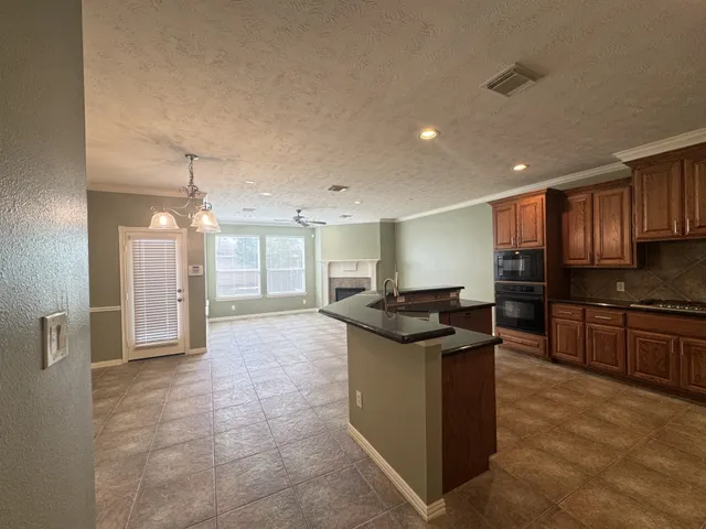 $2,995 | 3809 Brinkman Street, Houston, TX 77018