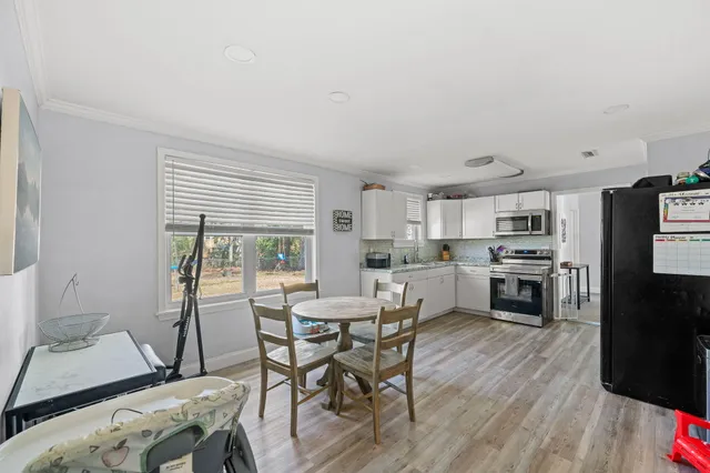 $300,000 | 118 Froman Drive, Summerville, SC 29483