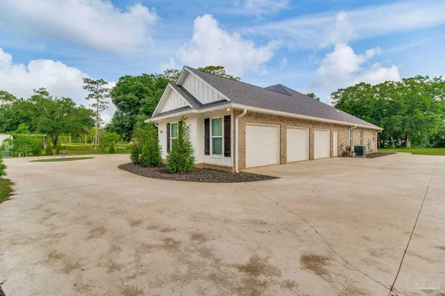 $1,200,000 | 1718 West 9 & Half Mile Road, Cantonment, FL 32533