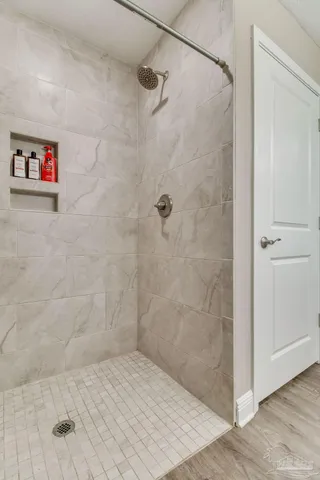 $1,200,000 | 1718 West 9 & Half Mile Road, Cantonment, FL 32533