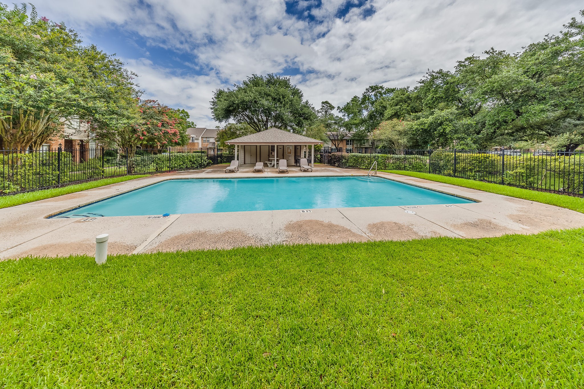 727 Bunker Hill Road, Unit 34 Houston, TX 77024 - Photo 8 of 38 Enjoy the area pool this summer.