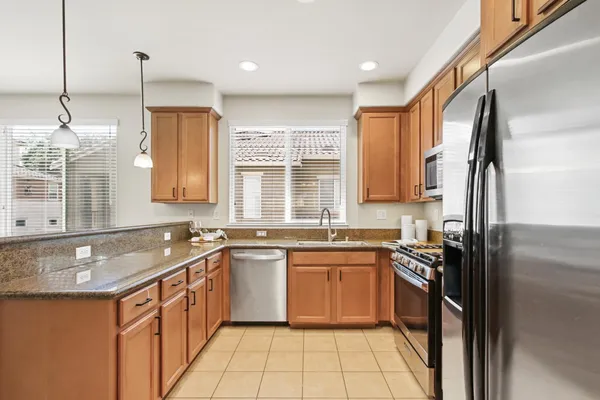 $429,000 | 2580 West El Camino Avenue, Unit 7102, Sacramento, CA 95833