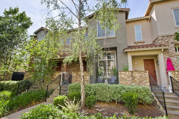 $429,000 | 2580 West El Camino Avenue, Unit 7102, Sacramento, CA 95833