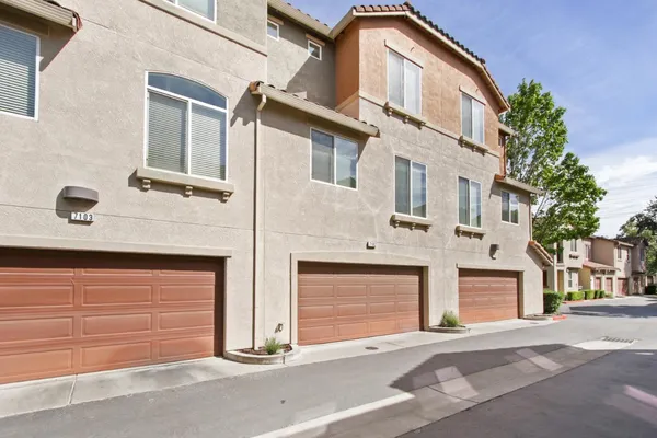 $429,000 | 2580 West El Camino Avenue, Unit 7102, Sacramento, CA 95833