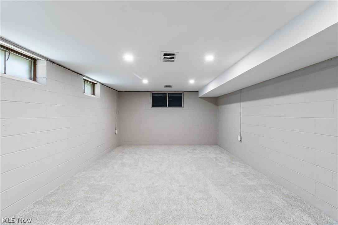 4503 Groveland Road University Heights, OH 44118 - Photo 25 of 31 Basement with carpet flooring
